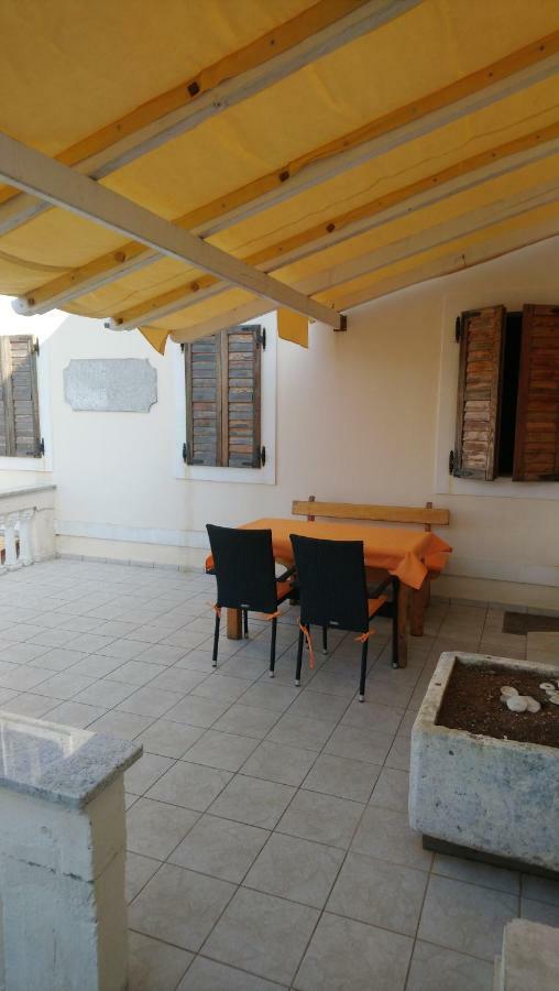 Apartment In A Beautiful Bay Sascica 살리 외부 사진